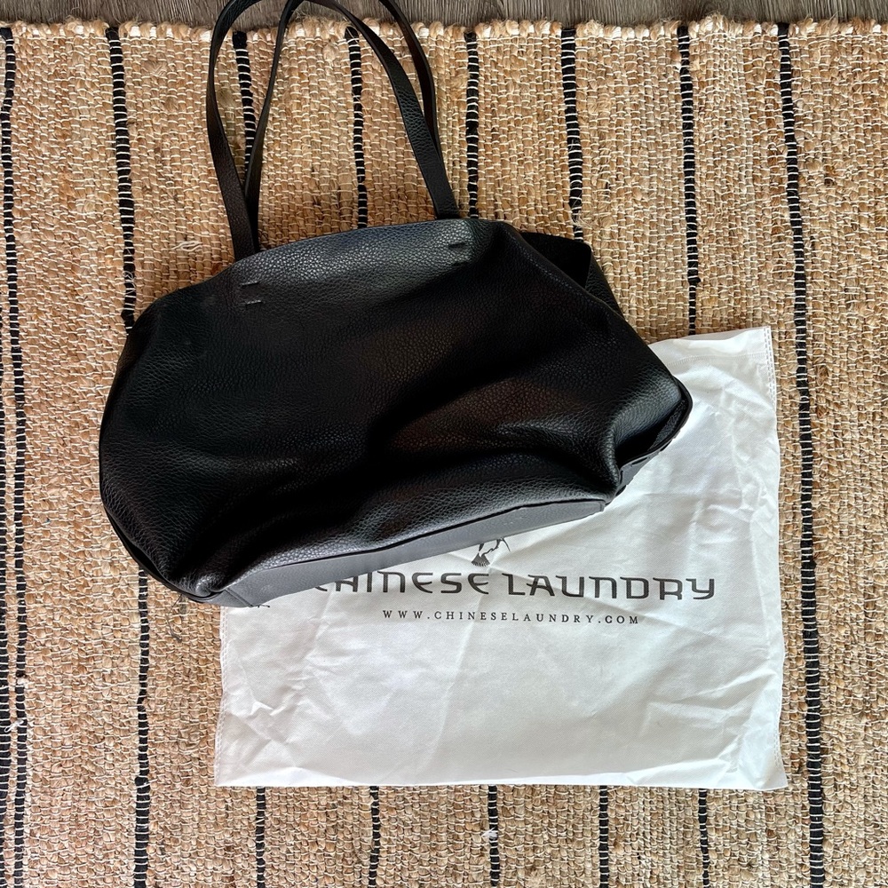 Chinese Laundry Tote